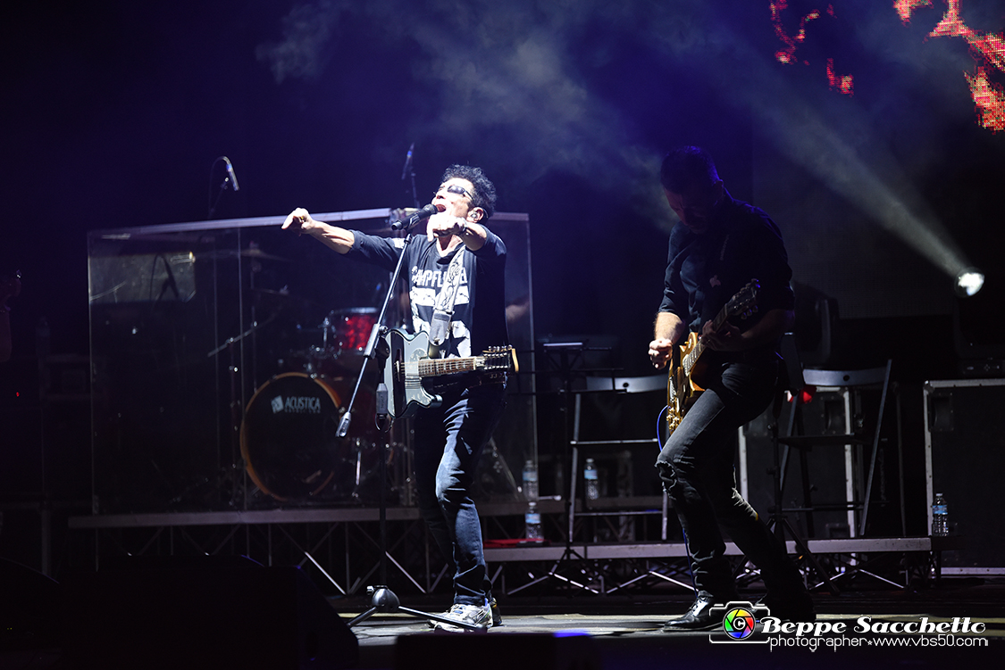 VBS_4089 - Concerto Edoardo Bennato - Peter Pan Rock 'n' Roll Tour.jpg